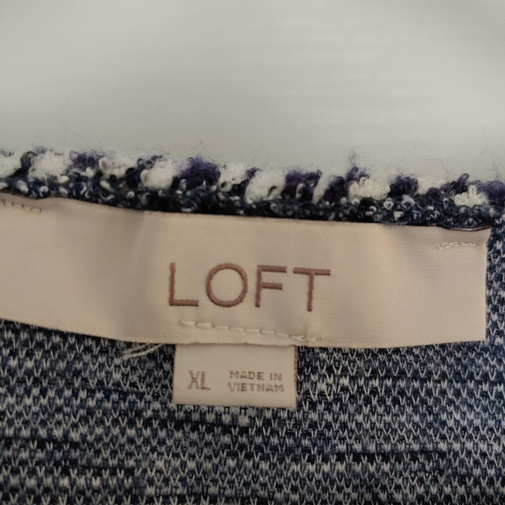 Sweater - Picture 2 of 3